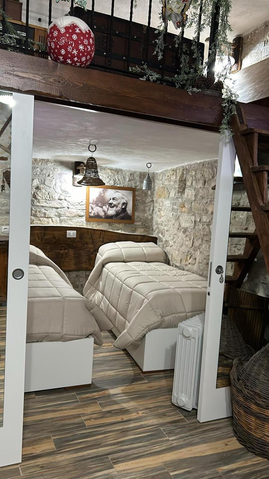 Dimora Forgione B&B - Pietrelcina Exterior foto